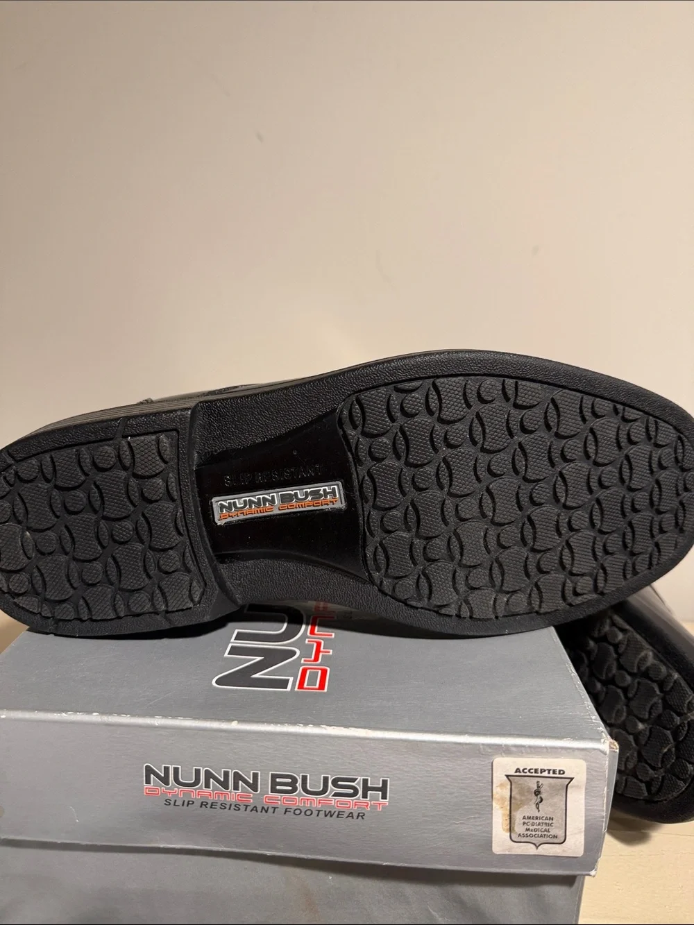 Nunn Bush Black Men's Lace-Up Oxfords